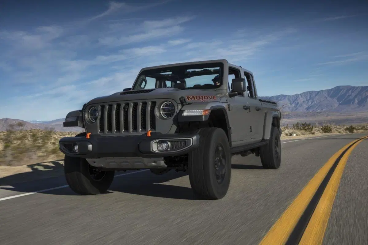 Jeep Gladiator Mojave, la pick-up si fa estrema (8)