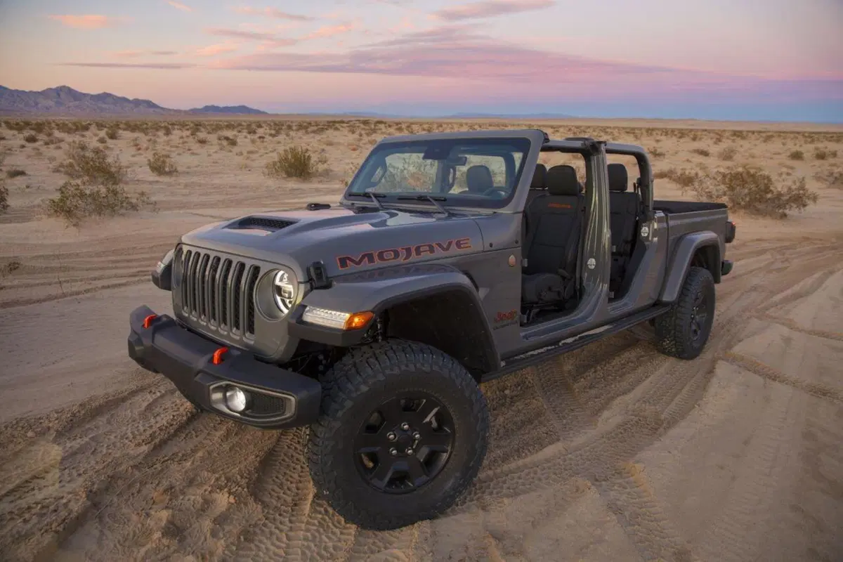 Jeep Gladiator Mojave, la pick-up si fa estrema (25)