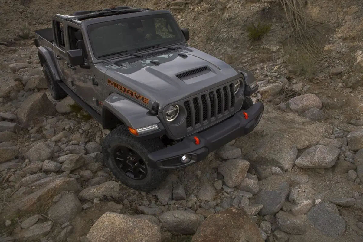 Jeep Gladiator Mojave, la pick-up si fa estrema (31)