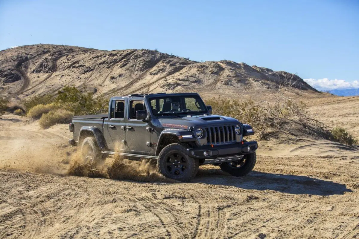 Jeep Gladiator Mojave, la pick-up si fa estrema (33)