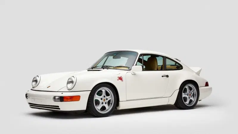 Porsche 911 "ALD 964": lusso ed eleganza grazie a Aim&eacute; Leon Dore