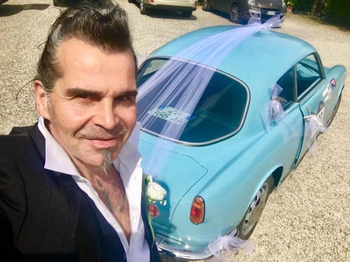 Sanremo 2020: quando a vendere le Ferrari d’epoca è Piero Pelù (4)