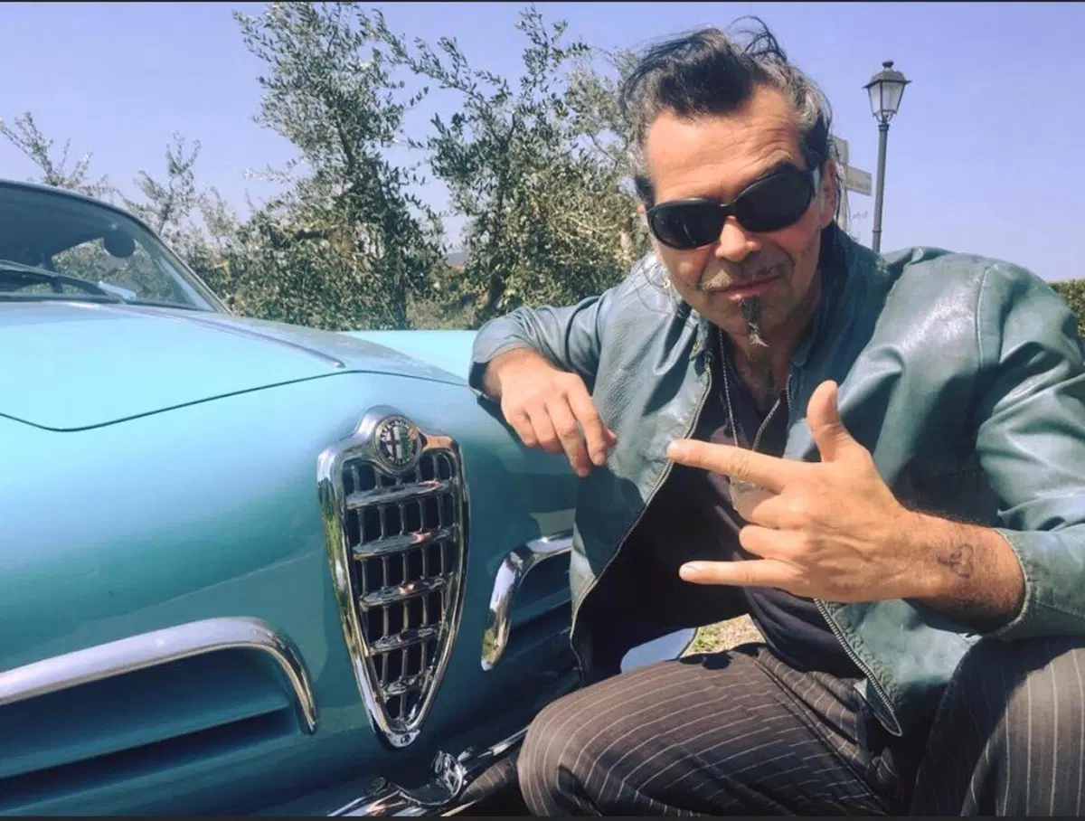 Sanremo 2020: quando a vendere le Ferrari d’epoca è Piero Pelù (5)