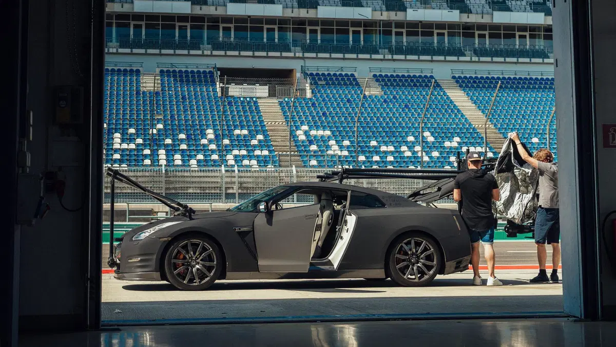 Una Nissan GT-R per filmare la Nismo 2020 in pista [Video] (13)