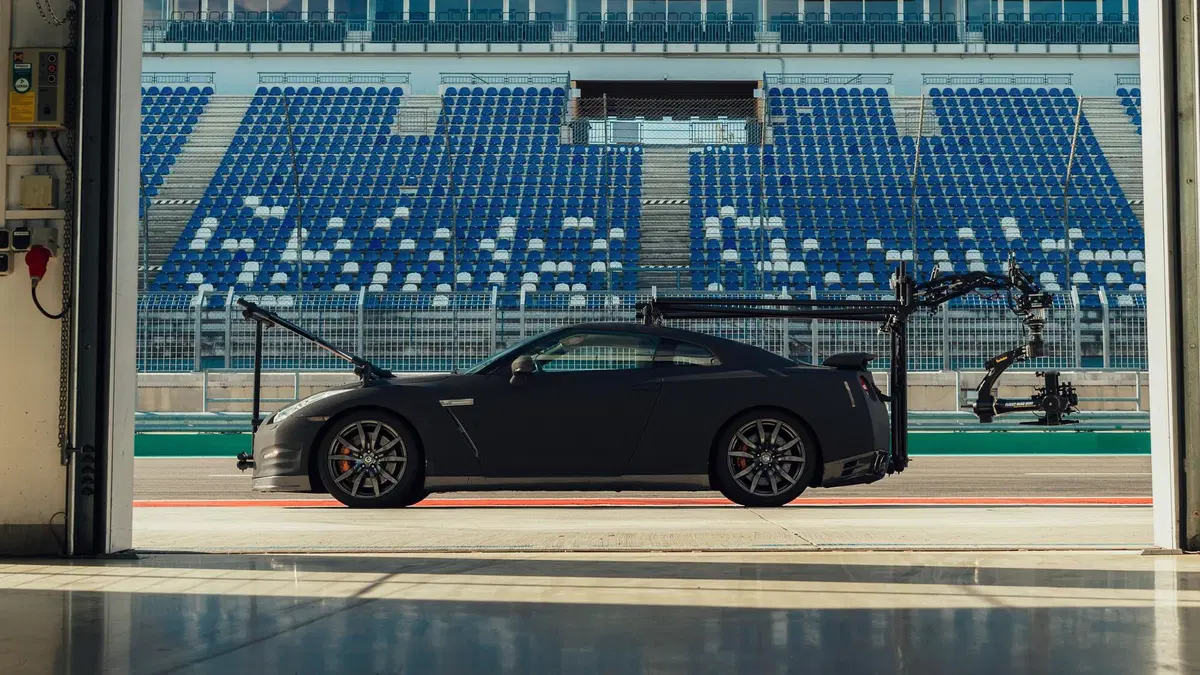 Una Nissan GT-R per filmare la Nismo 2020 in pista [Video] (8)
