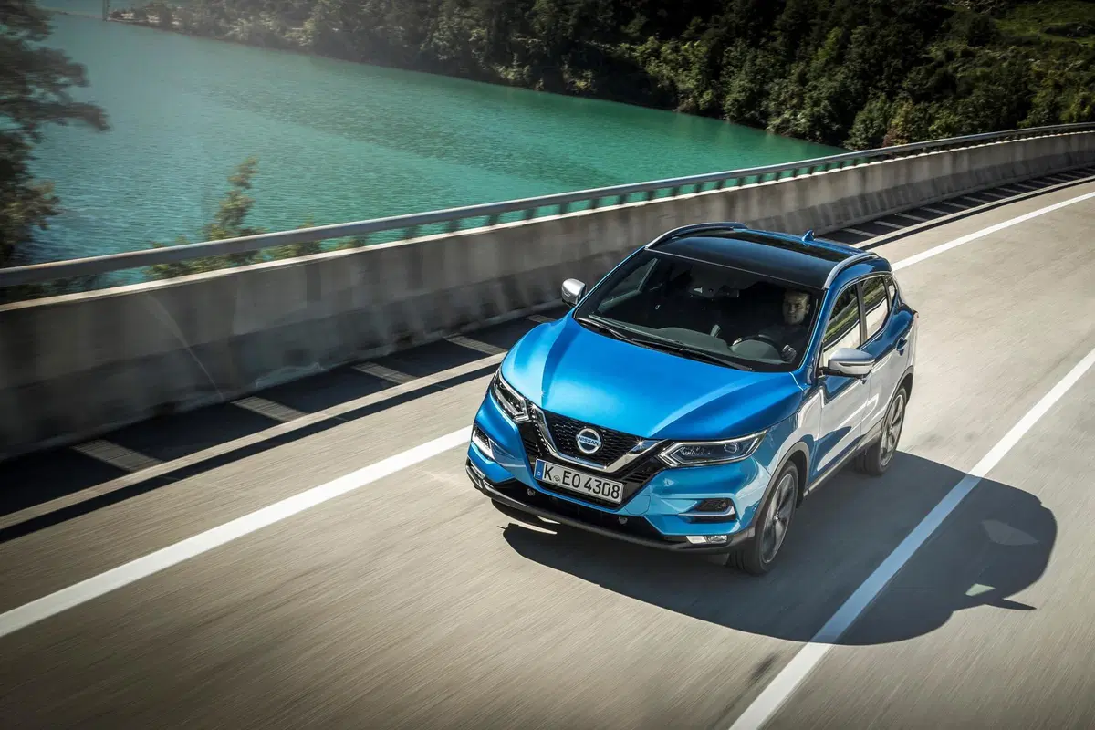Nissan Qashqai 1.3 DIG-T 140 CV N-Tec (7)