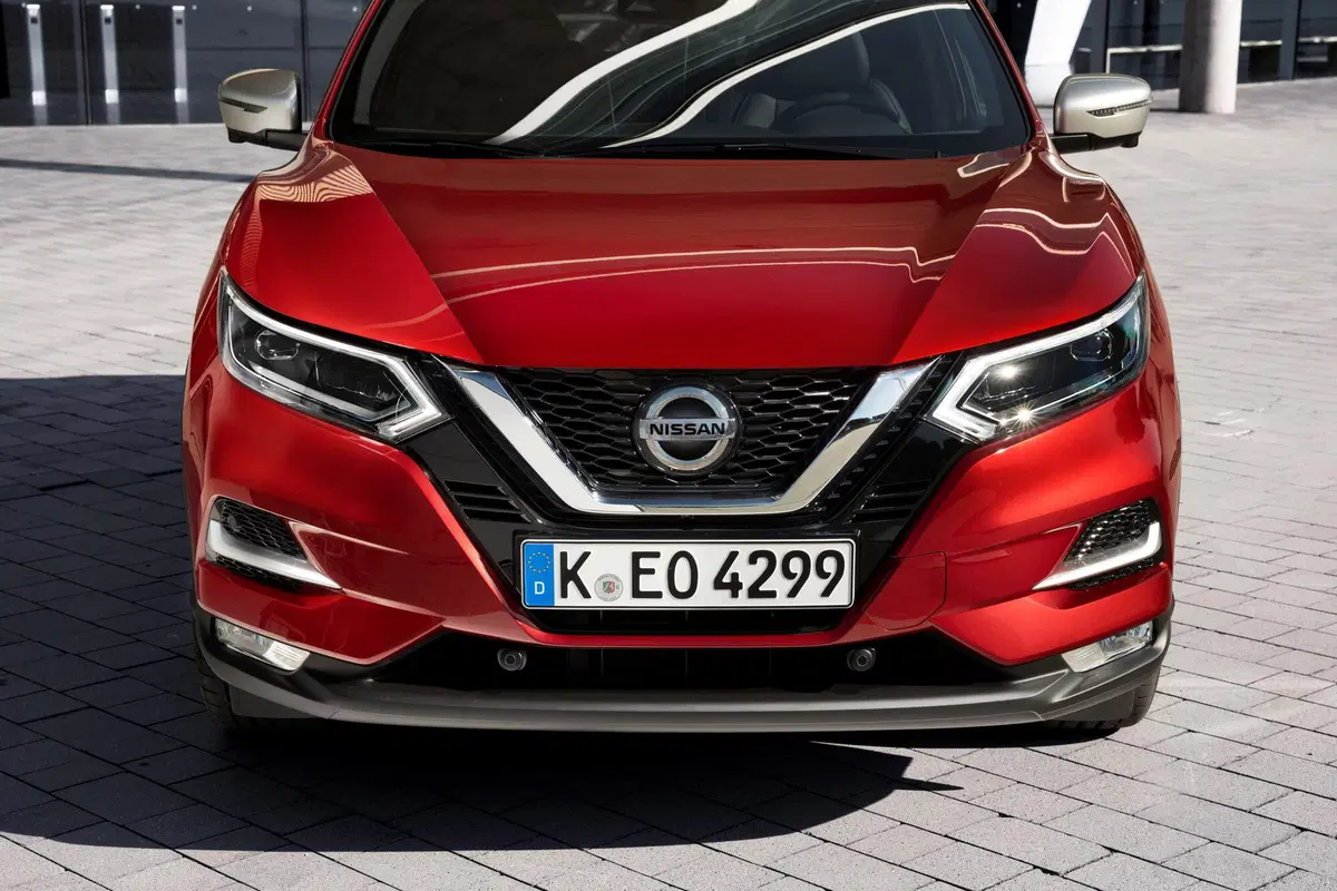 Nissan Qashqai 1.3 DIG-T 140 CV N-Tec (24)
