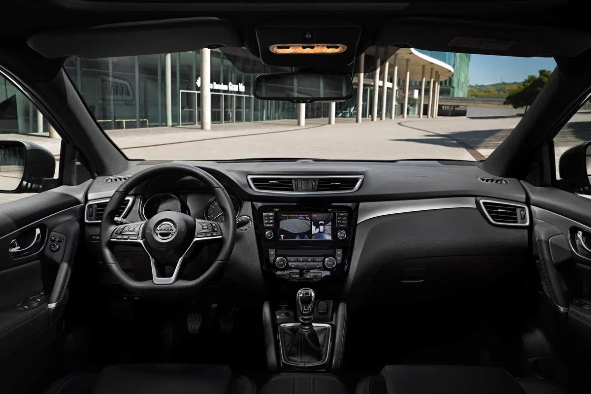 Nissan Qashqai 1.3 DIG-T 140 CV N-Tec (15)