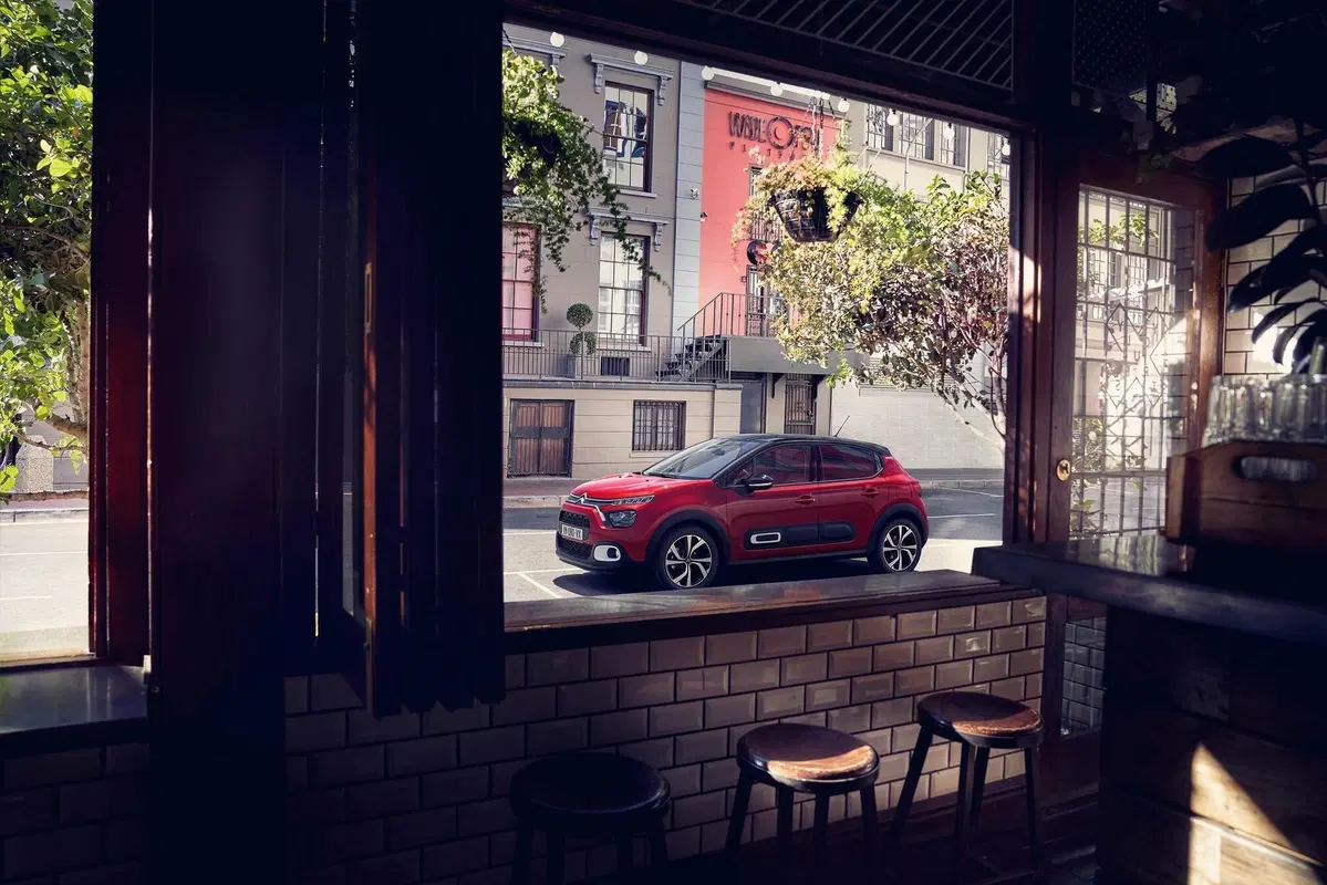 Citroën C3 2020, restyling: look da crossover (3)