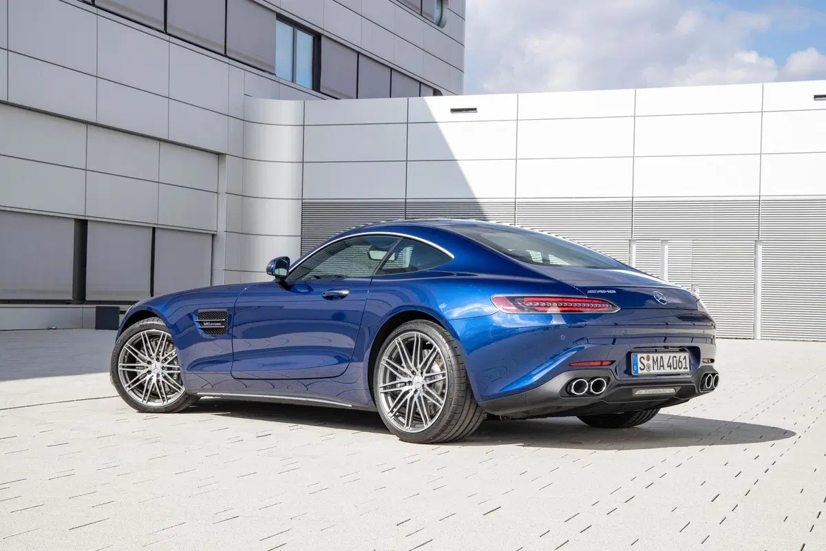 Mercedes-Benz Classe GT Coupé GT (6)