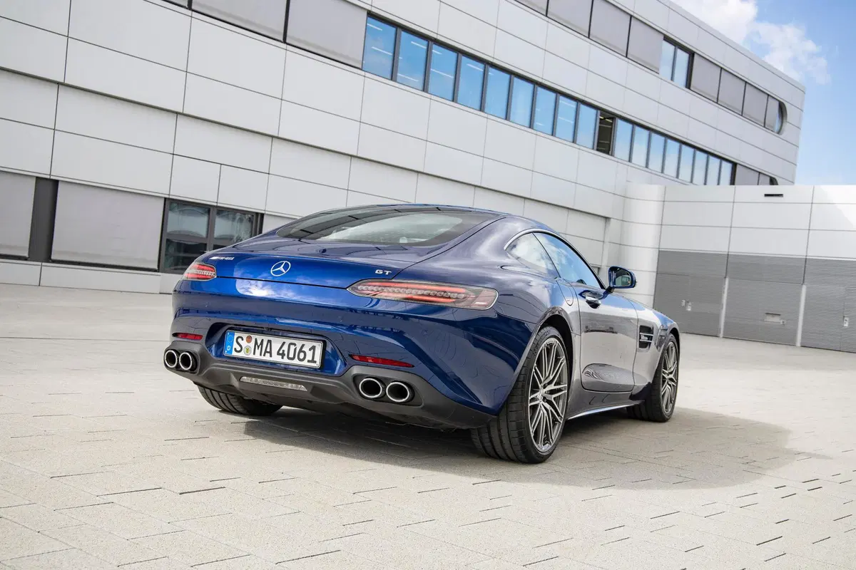 Mercedes-Benz Classe GT Coupé GT (5)