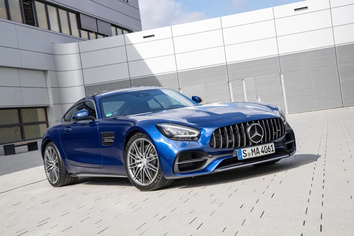 Mercedes-Benz Classe GT Coupé GT (3)
