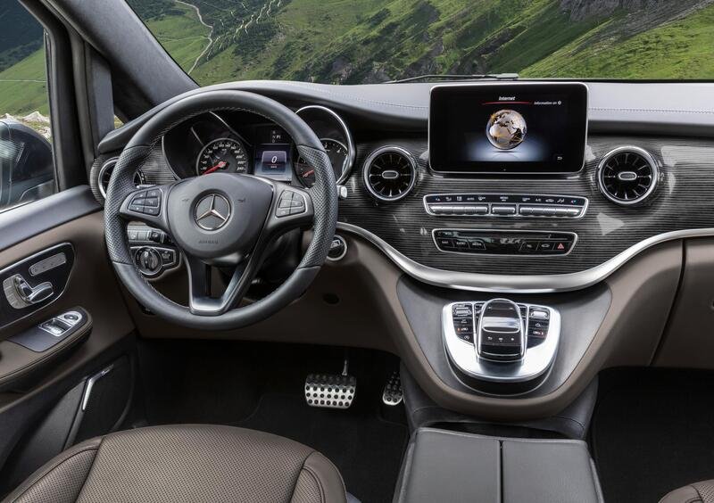 Mercedes-Benz Classe V (2014-->>) (11)