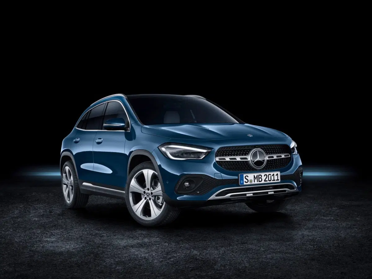 Mercedes GLA 2020, i prezzi: si parte da 38.270 euro (14)