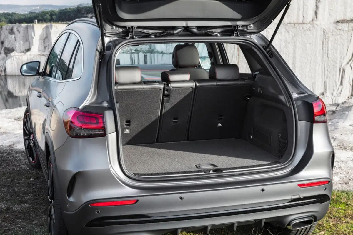 Mercedes GLA 2020, i prezzi: si parte da 38.270 euro (51)
