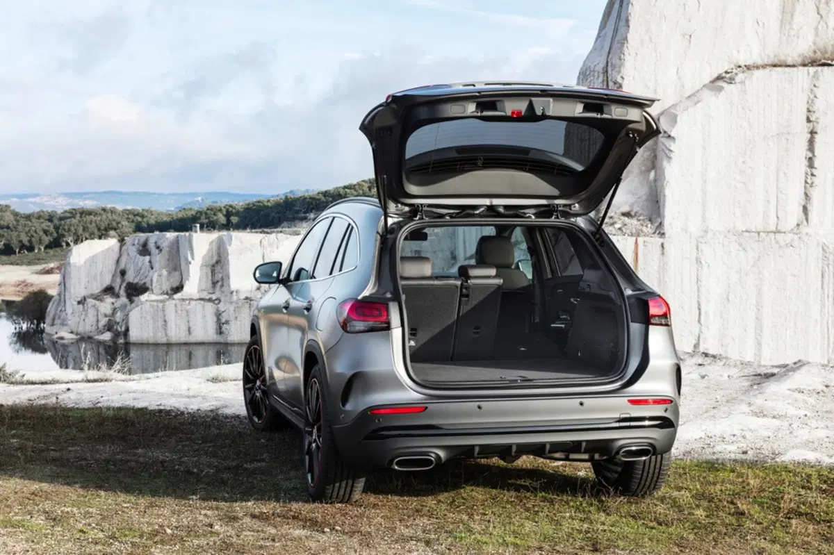 Mercedes GLA 2020, i prezzi: si parte da 38.270 euro (53)