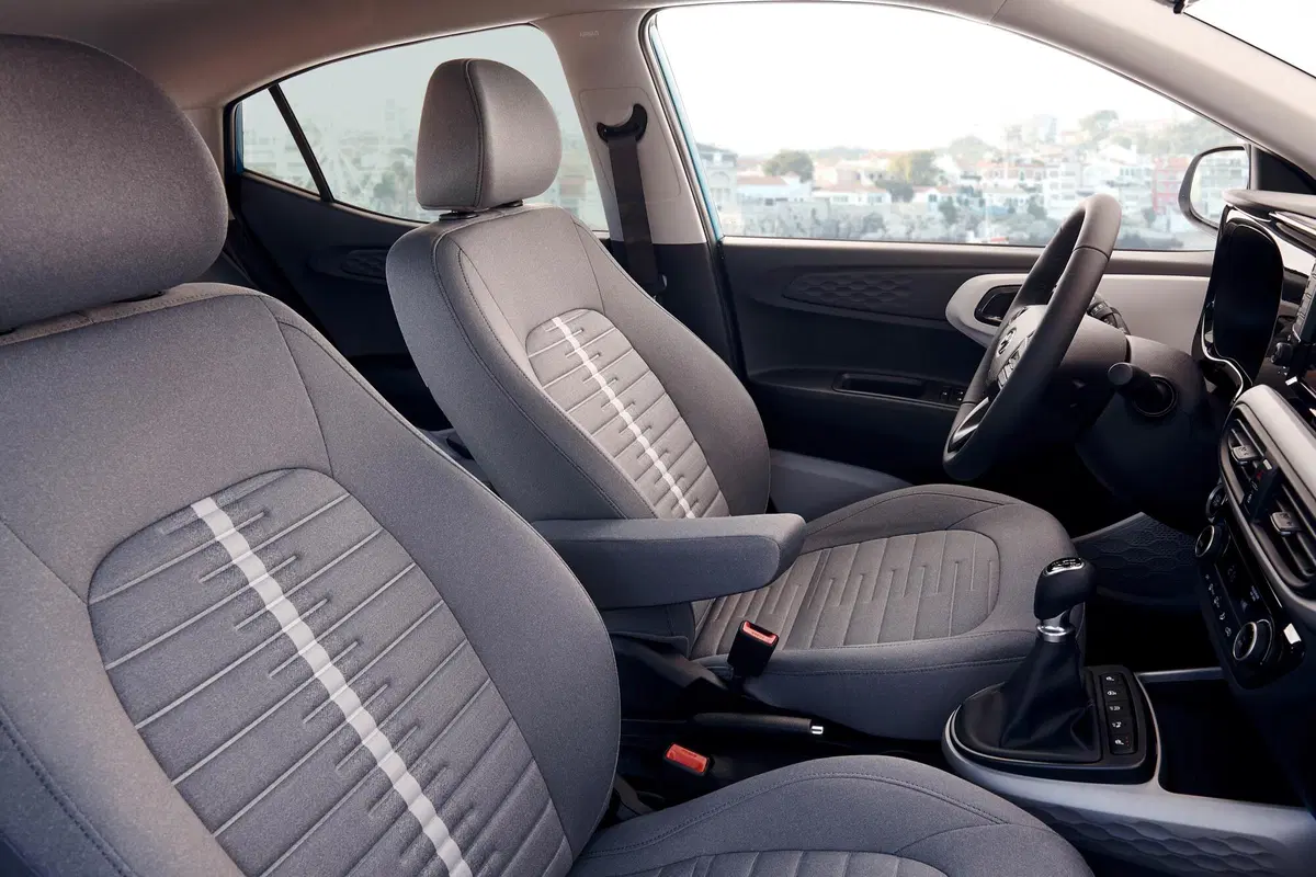 Hyundai i10 (2020-->>) (10)