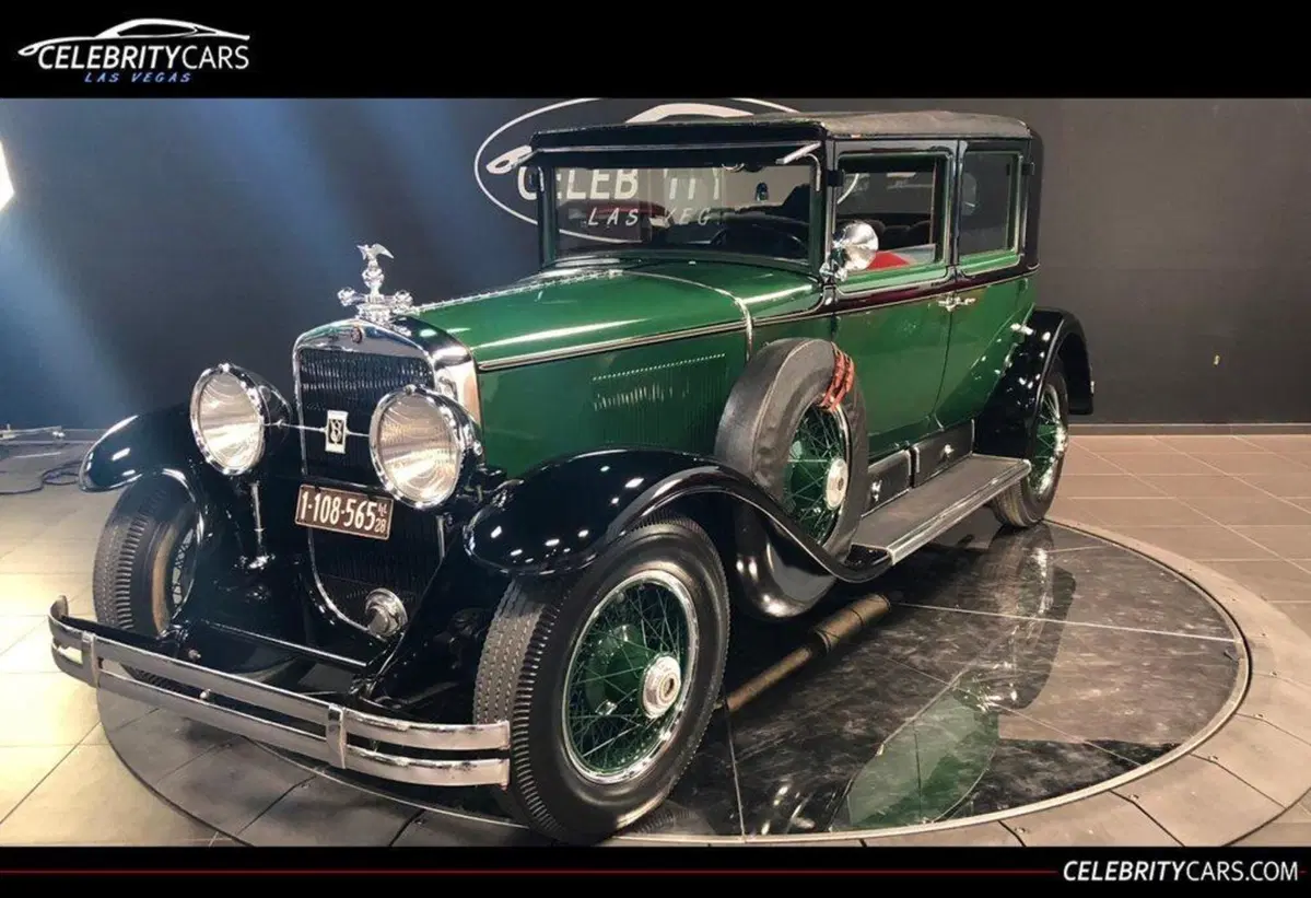 Al Capone: la sua Cadillac Sedan V8 blindata è in vendita (9)