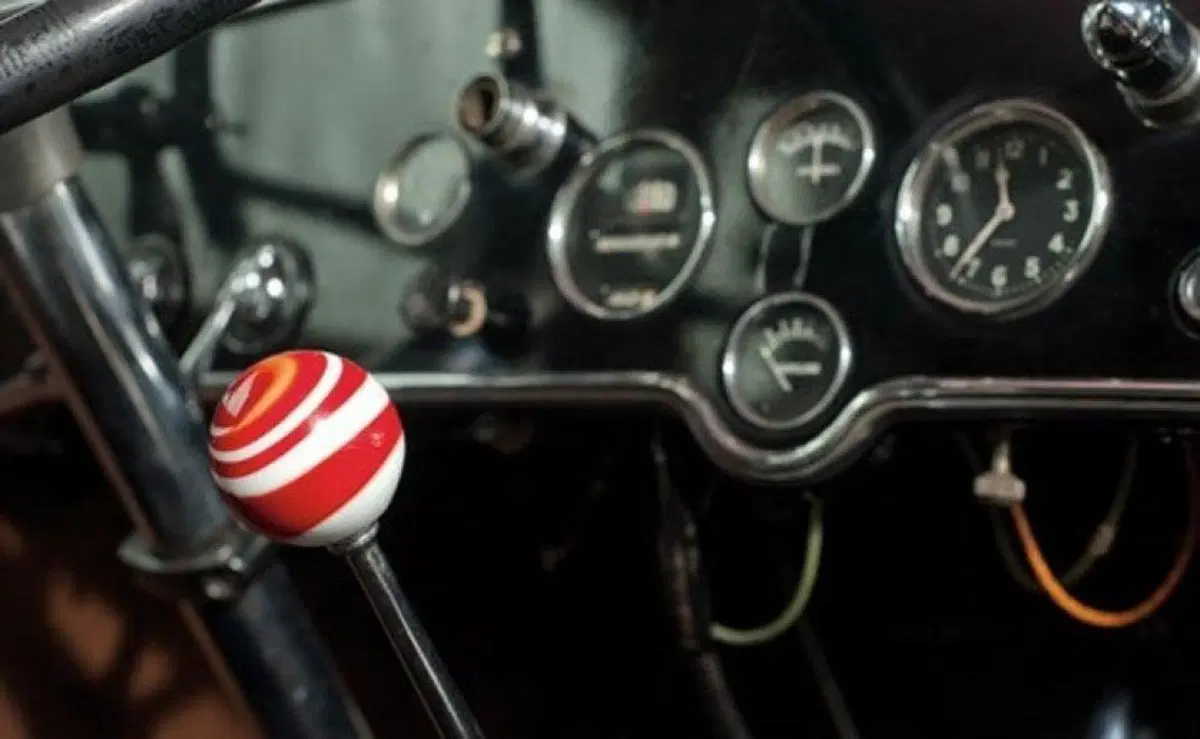 Al Capone: la sua Cadillac Sedan V8 blindata è in vendita (8)