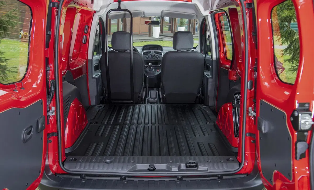 Nissan NV250 (2019-22) (16)