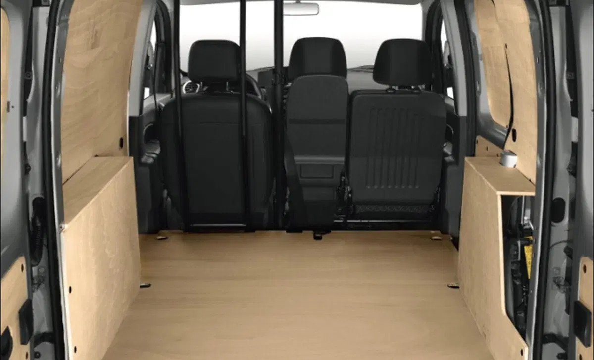Nissan NV250 (2019-22) (18)
