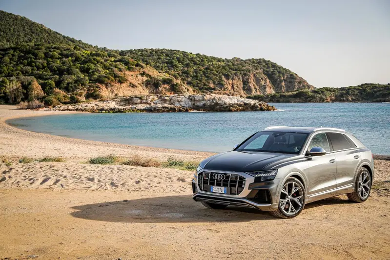La nuova Audi SQ8 2020