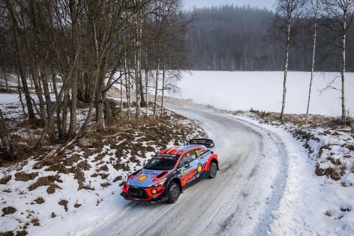 WRC 2020. Svezia D-2. È Elfyn Evans, Toyota (11)