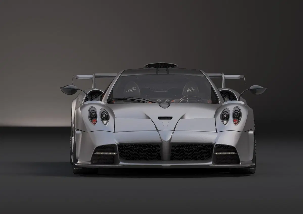 Pagani Imola: solo 5 esemplari da 5 milioni l'uno, già sold out [Video] (7)