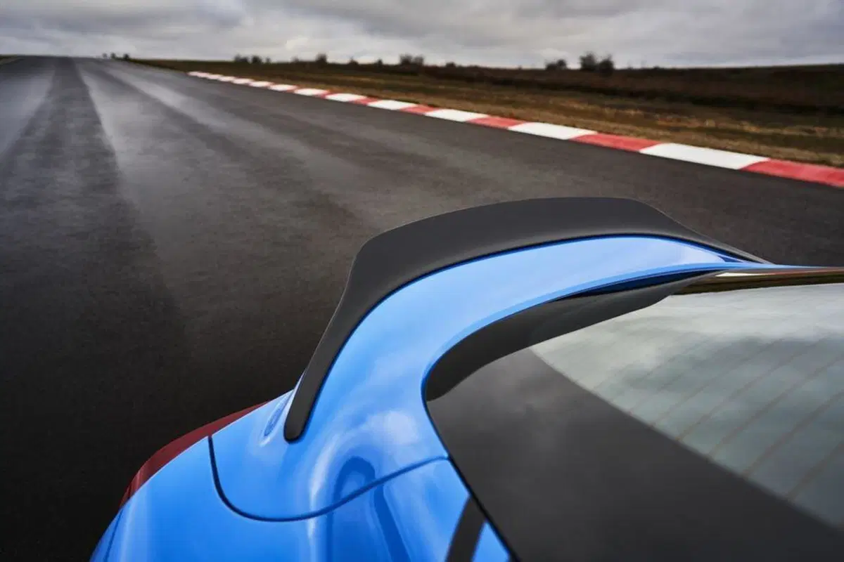 Toyota Supra: ancora più potenza per il 6 cilindri 3.0? (10)