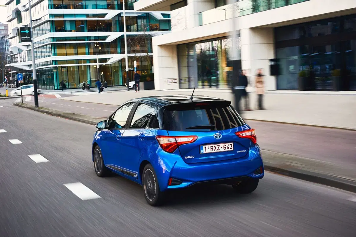 Toyota: in Italia è leader per le ibride (15)