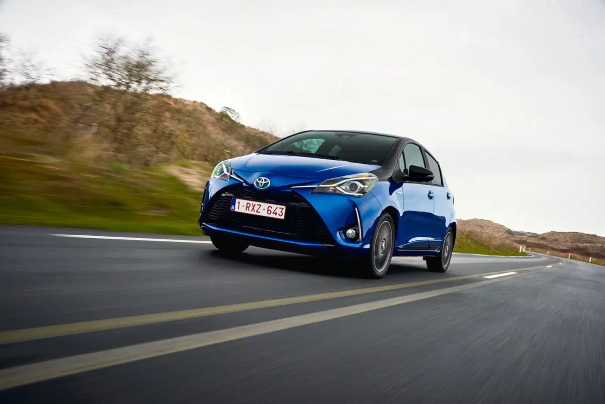 Toyota: in Italia è leader per le ibride (16)