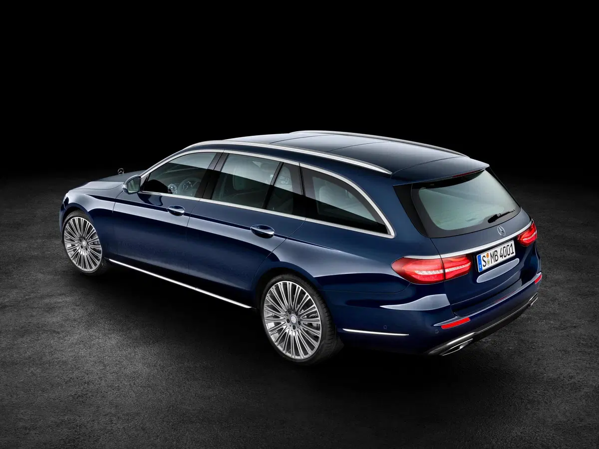 Mercedes-Benz Classe E Station Wagon 220 d Mild hybrid Auto Premium (27)