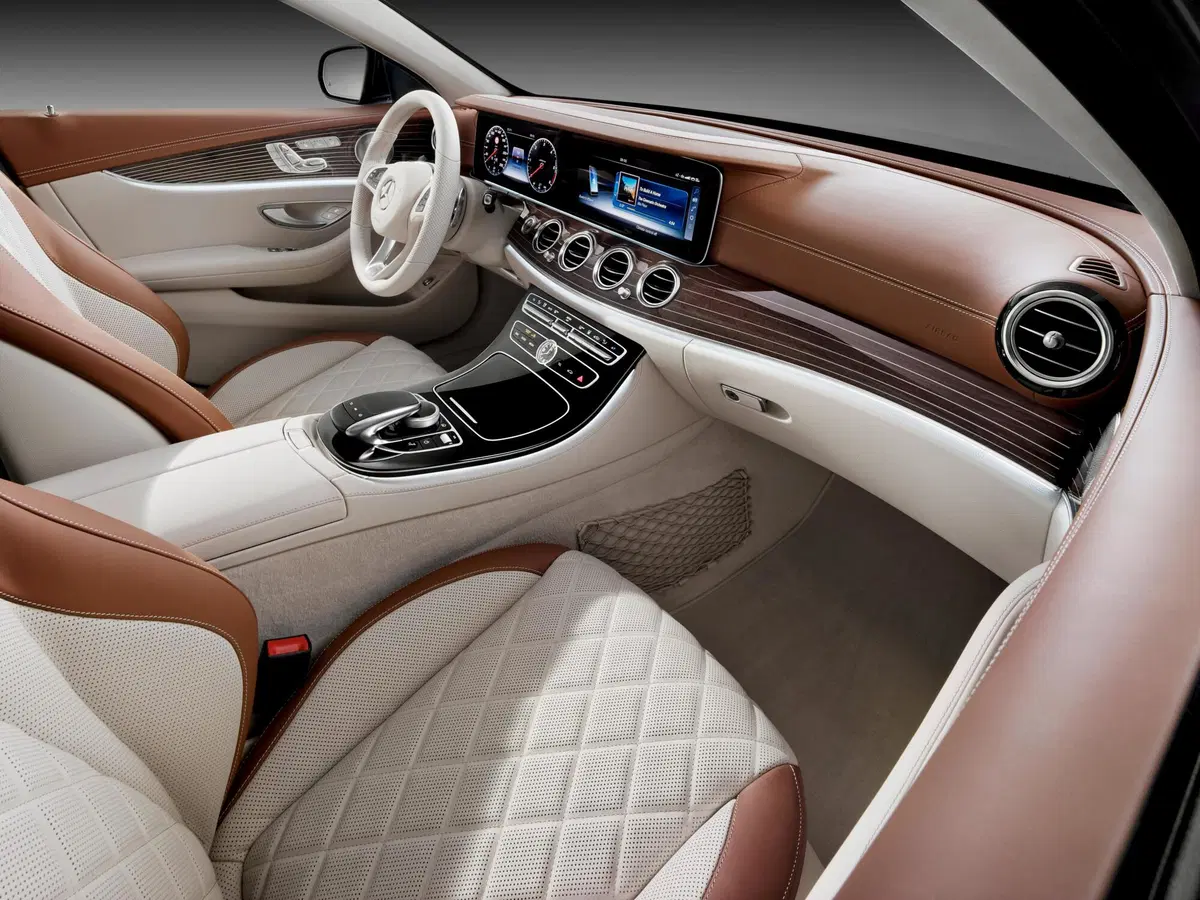 Mercedes-Benz Classe E Station Wagon 220 d Mild hybrid Auto Premium (35)