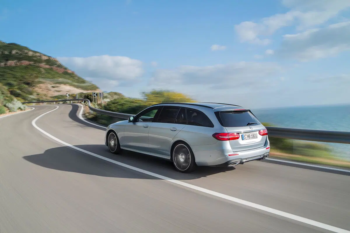 Mercedes-Benz Classe E Station Wagon 220 d Mild hybrid Auto Premium (29)