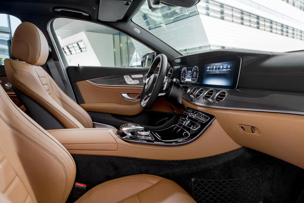 Mercedes-Benz Classe E 200 Auto Mild hybrid Premium Plus (39)