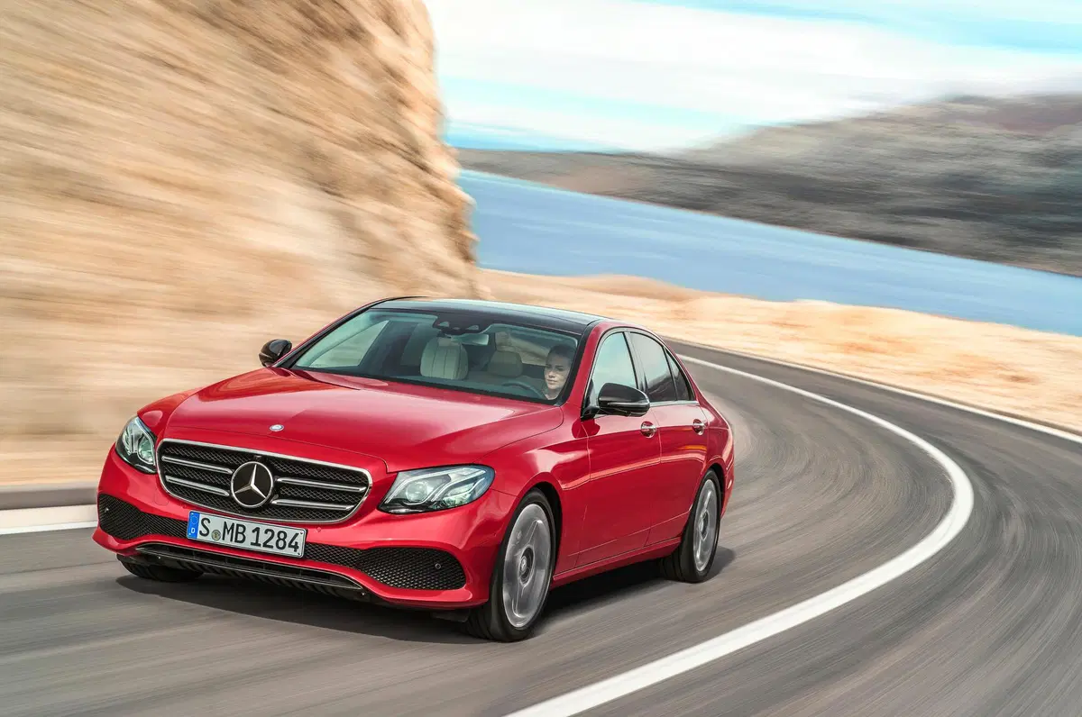 Mercedes-Benz Classe E 200 Auto Mild hybrid Premium Plus (32)