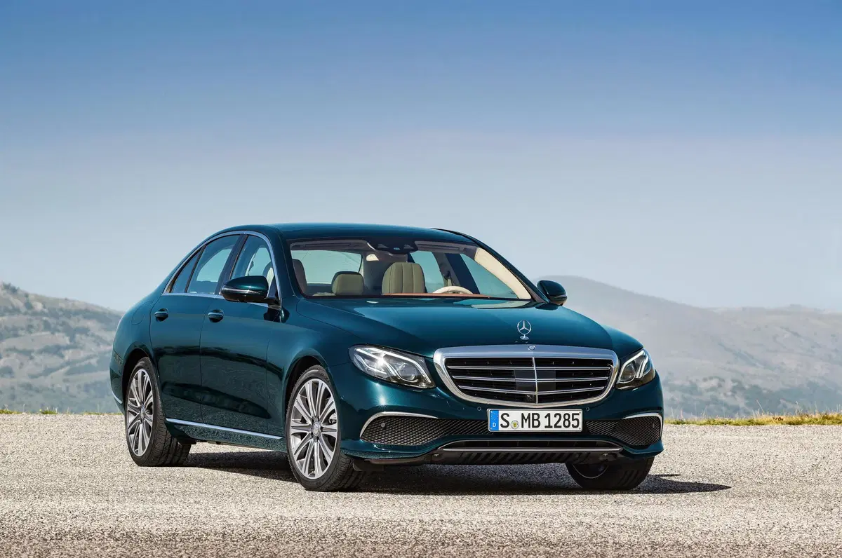 Mercedes-Benz Classe E 200 Auto Mild hybrid Premium Plus (27)