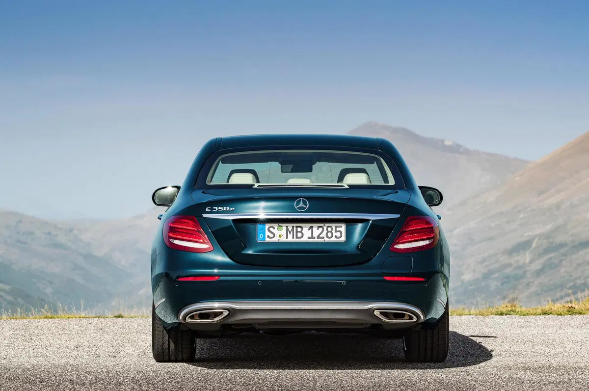Mercedes-Benz Classe E 200 Auto Mild hybrid Premium Plus (31)