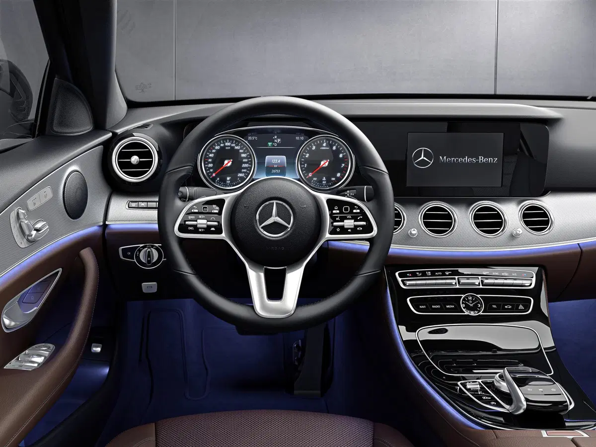 Mercedes-Benz Classe E 200 Auto Mild hybrid Premium Plus (37)
