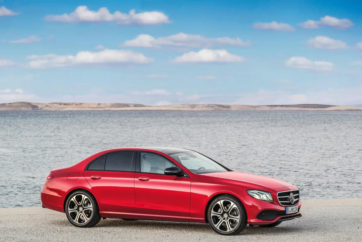Mercedes-Benz Classe E 200 Auto Mild hybrid Premium Plus (35)
