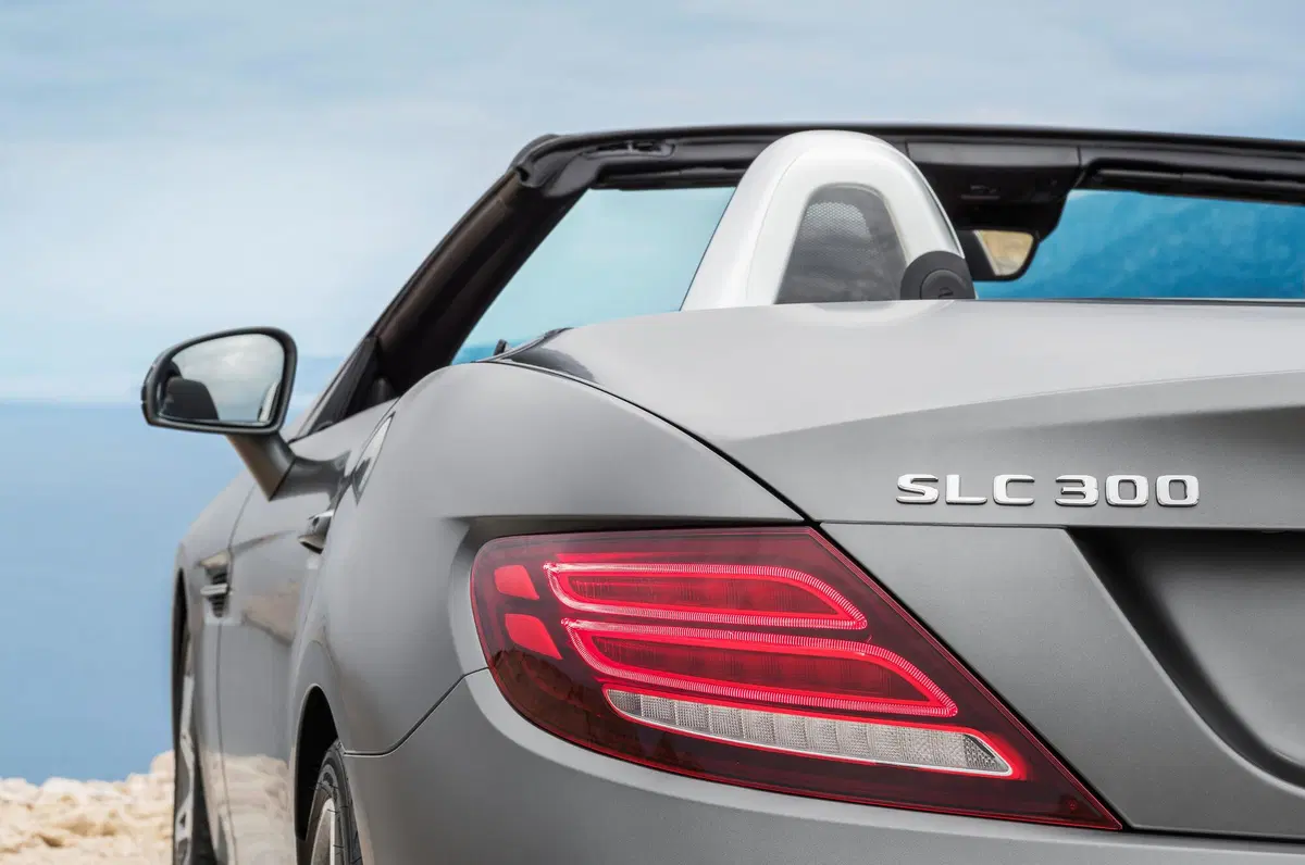 Mercedes-Benz SLC (2016-21) (21)