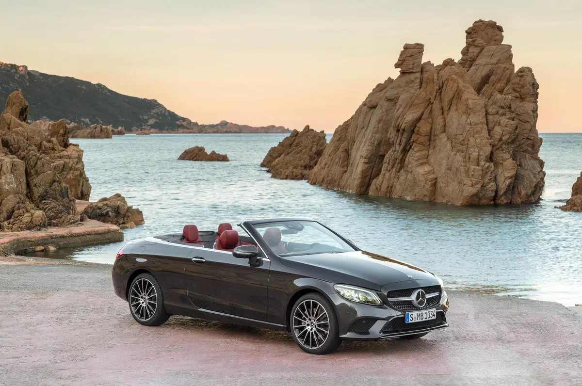 Mercedes-Benz Classe C Cabrio 200 d Cabrio Executive (10)