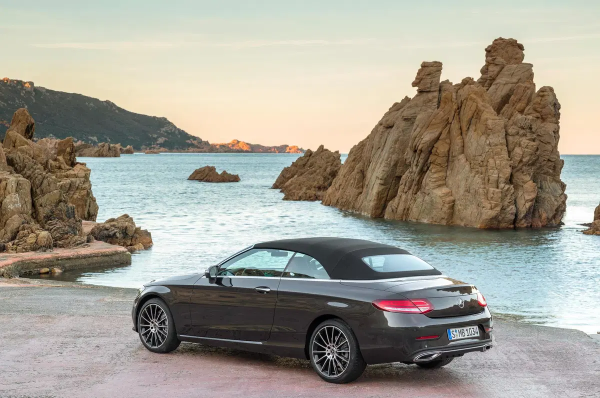 Mercedes-Benz Classe C Cabrio 200 d Cabrio Executive (4)