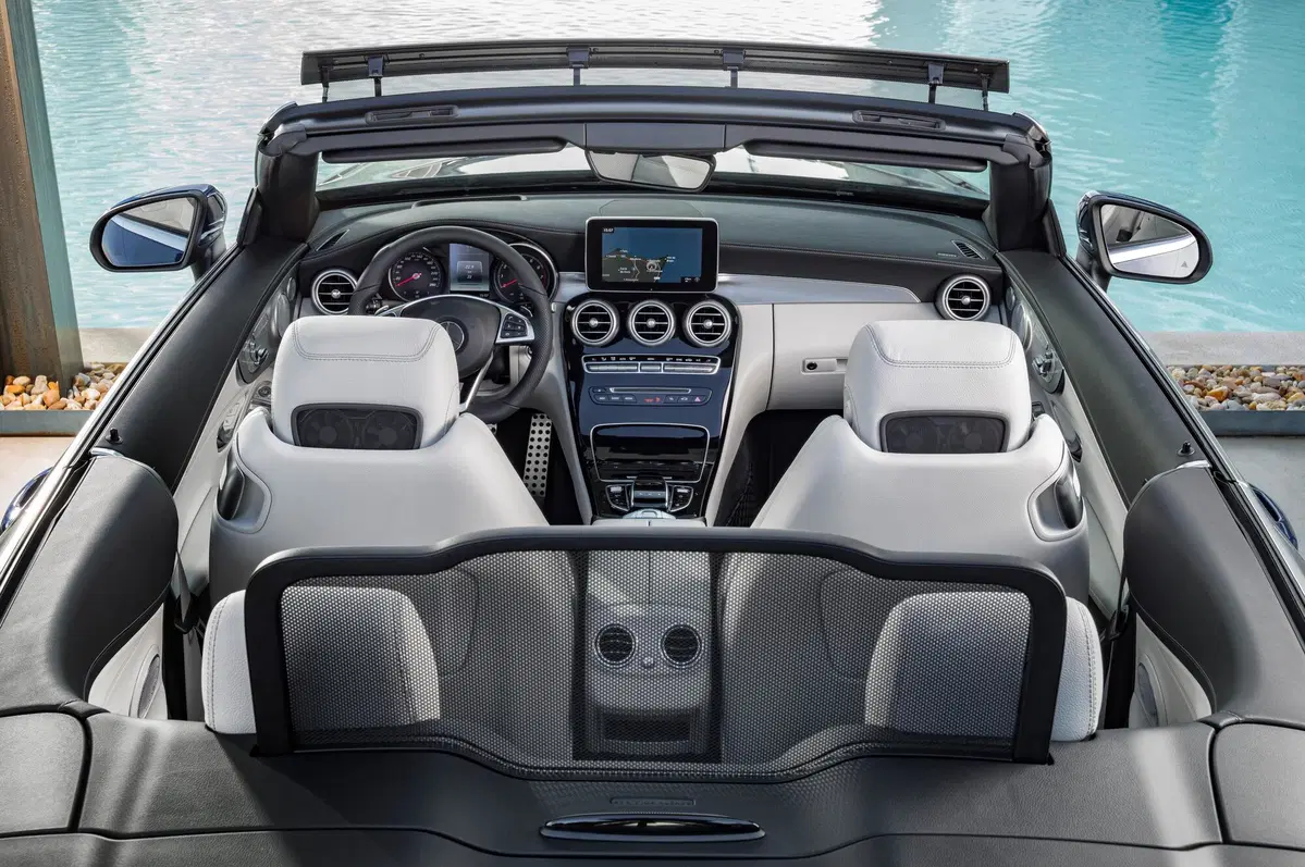 Mercedes-Benz Classe C Cabrio 200 d Cabrio Executive (19)
