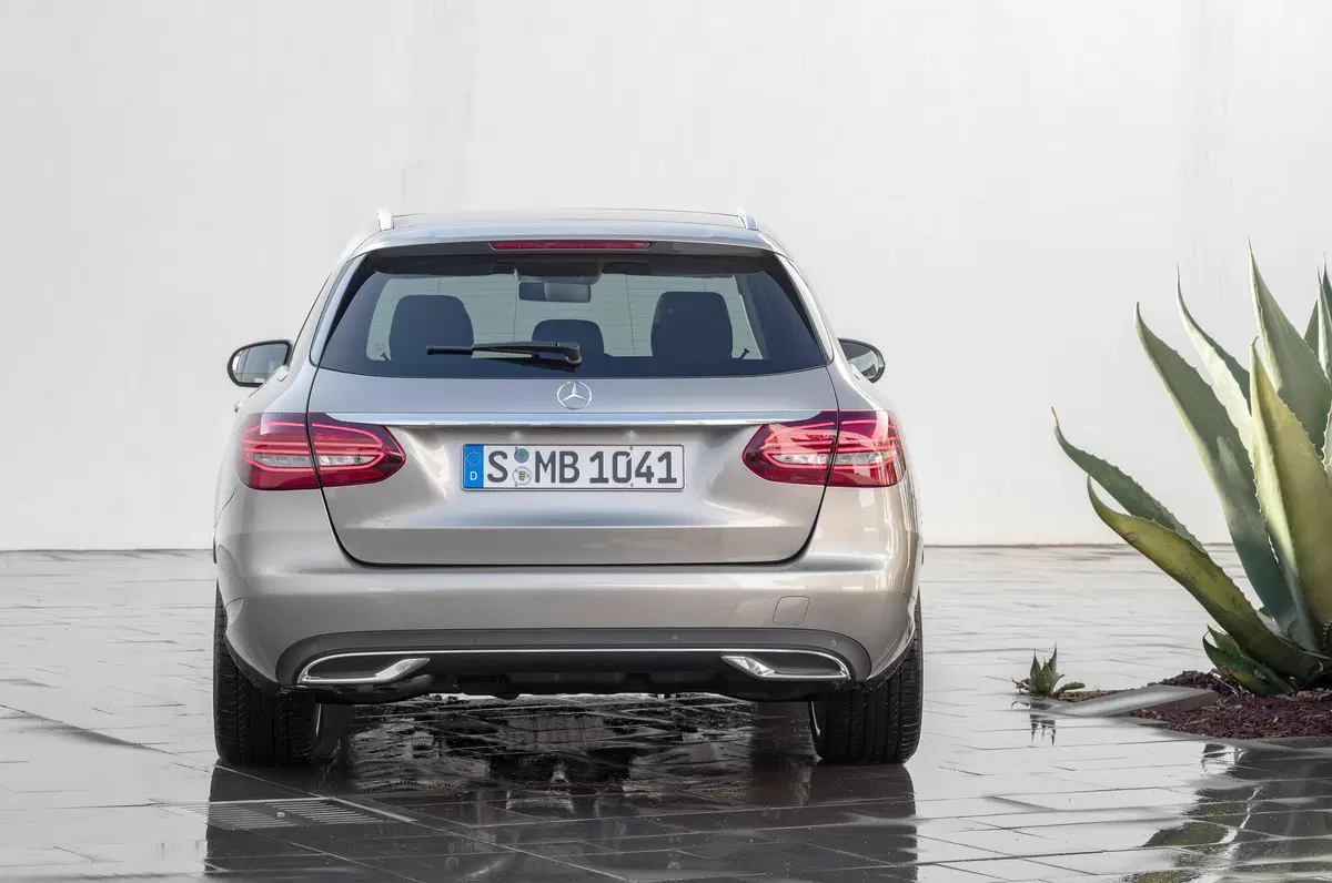 Mercedes-Benz Classe C Station Wagon 200 d Premium (6)