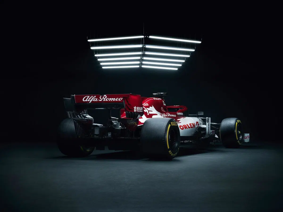 Formula 1 2020: Alfa Romeo, tolti i veli alla C39 (4)