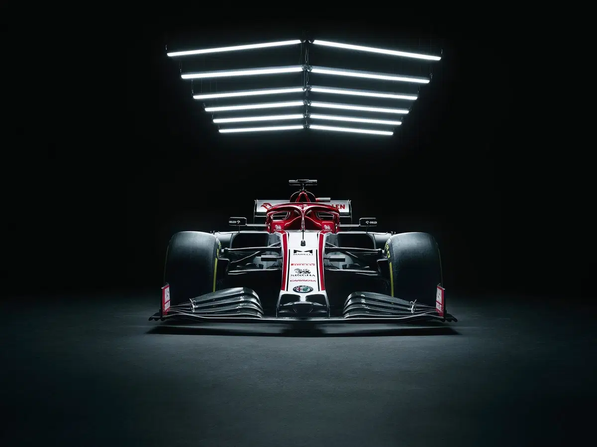 Formula 1 2020: Alfa Romeo, tolti i veli alla C39 (3)
