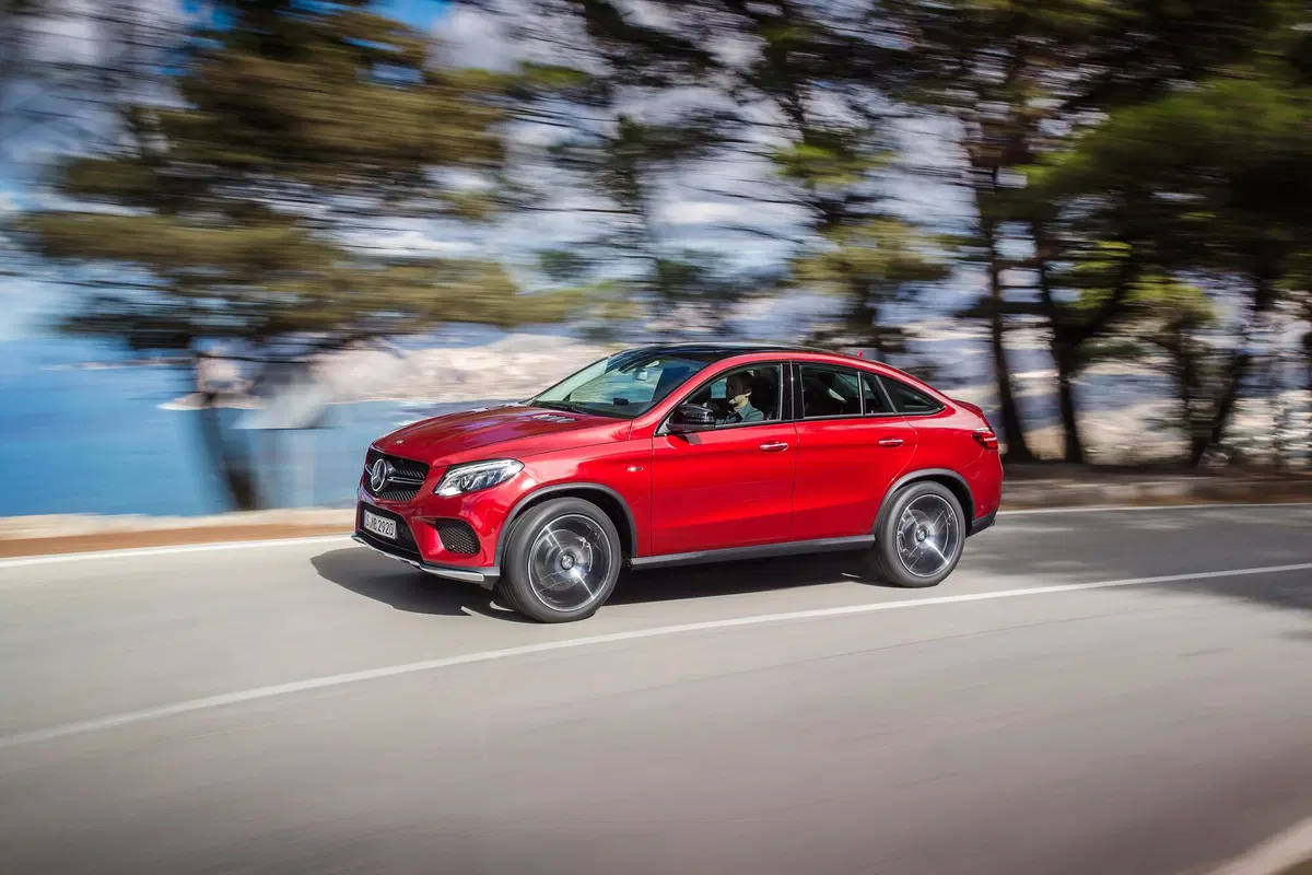 Mercedes-Benz GLE Coupé 350 d 4Matic Coupé Premium (29)