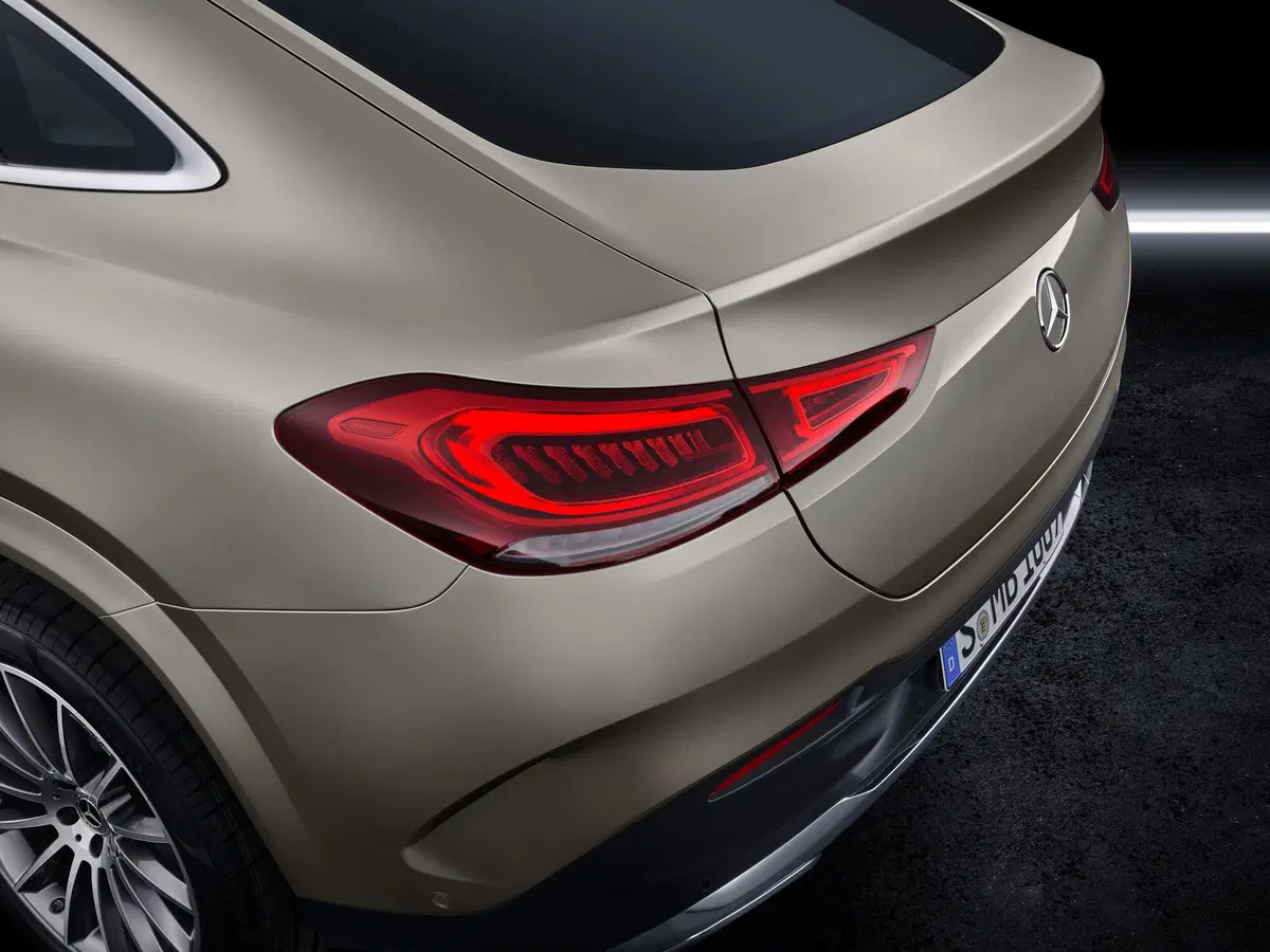 Mercedes-Benz GLE Coupé 350 d 4Matic Coupé Premium (17)
