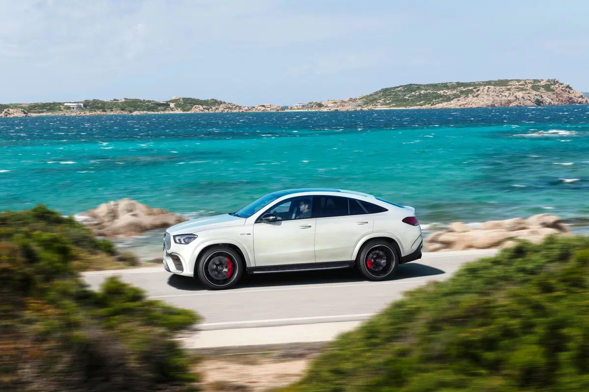 Mercedes-Benz GLE Coupé 63 S 4Matic Coupé AMG (2)